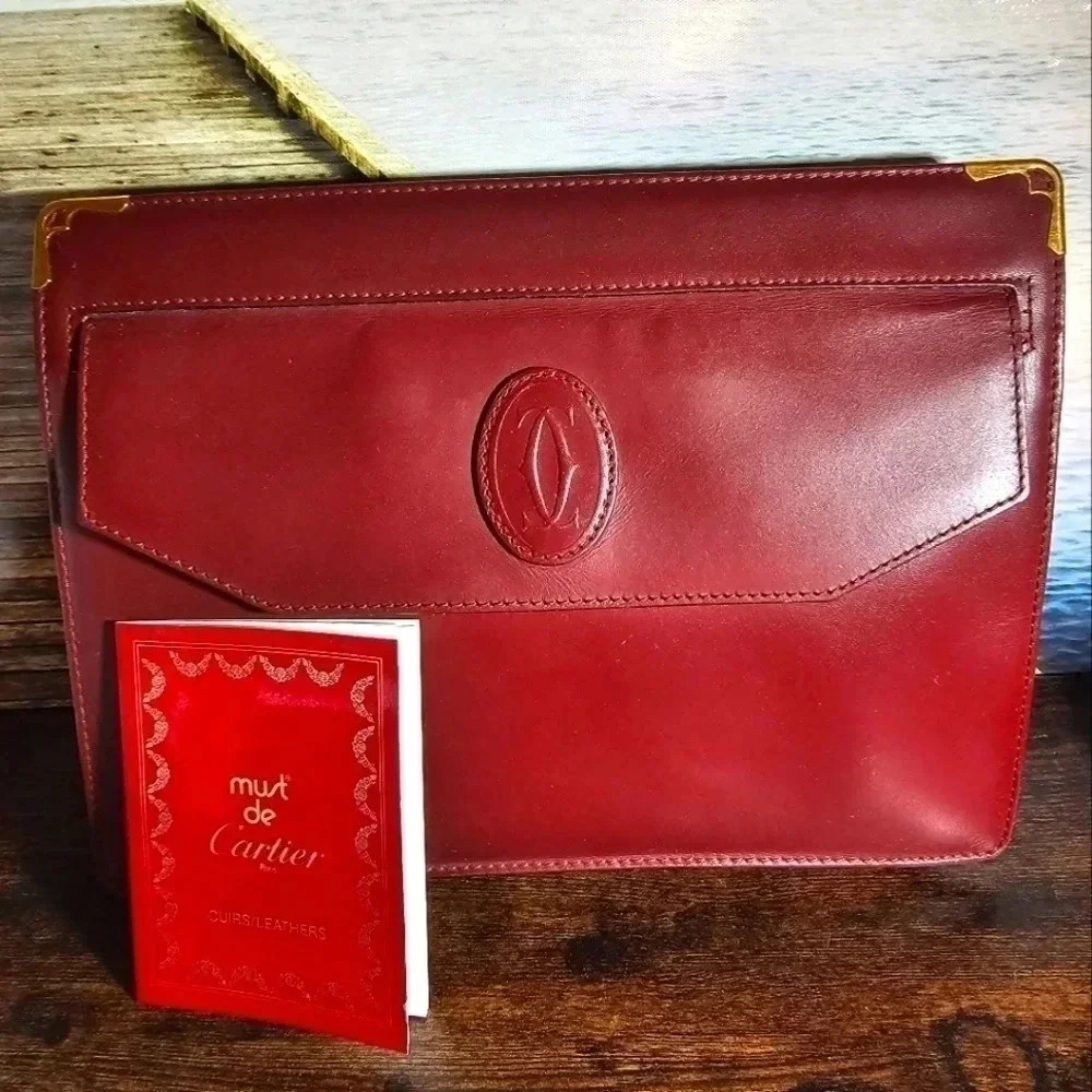 Cartier Red Clutch ♥️
